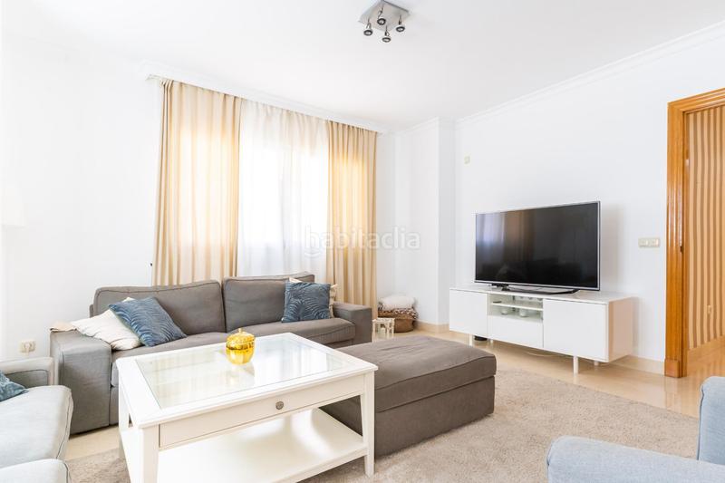 Foto 71134af6-71b3-450e-a1d1-47a7dc48266d. Casa con parcheggio in Ejido centro Ejido (El)