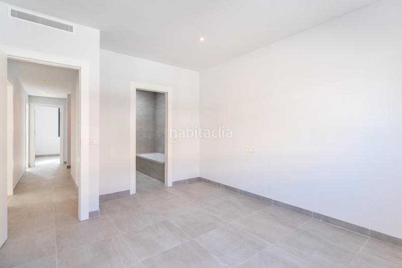 Foto a13c1589-91c2-4184-8fb3-2b50bba954ba. Chalet 252m<sup>2</sup> en calle virazon 28 en Almerimar Ejido (El)