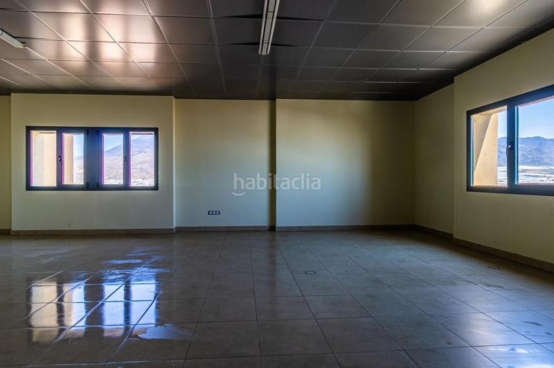 Foto 2c415c80-5f5d-4b31-b645-0c215d70ecd6. Oficina a Plaza de la Luz Ejido (El)