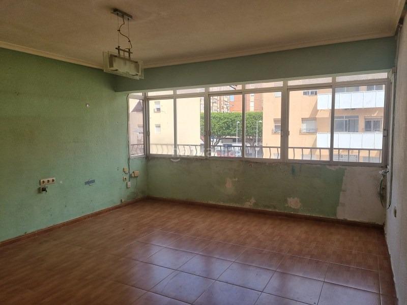 Foto 7b55265c-0b4b-42c4-a576-9fa05fa10a7b. Piso  en venta en almeria en Ciudad Jardín - Tagarete - El Zapillo Almería