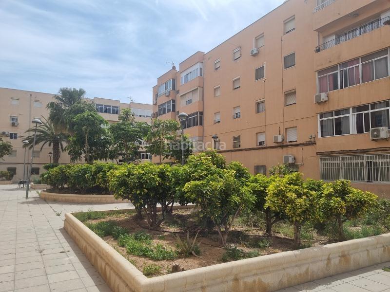 Foto 8bb292ba-fe23-48a6-83d3-e9df14c9773e. Piso  en venta en almeria en Ciudad Jardín - Tagarete - El Zapillo Almería