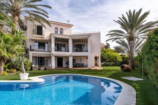 Xalet a Almerimar. Villa de lujo en almerimar