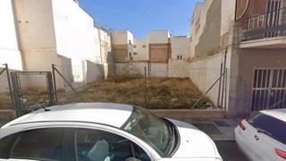 Terreno residenziale in Plaza de Toros - Santa Rita. Terreno urbano en venta en el centro de almeria