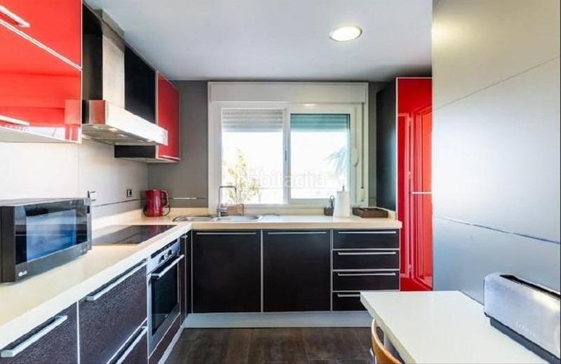 Foto d92100fb-a58d-4a8e-951b-703bd661811a. Location attique avec parking piscine dans Almerimar Ejido (El)