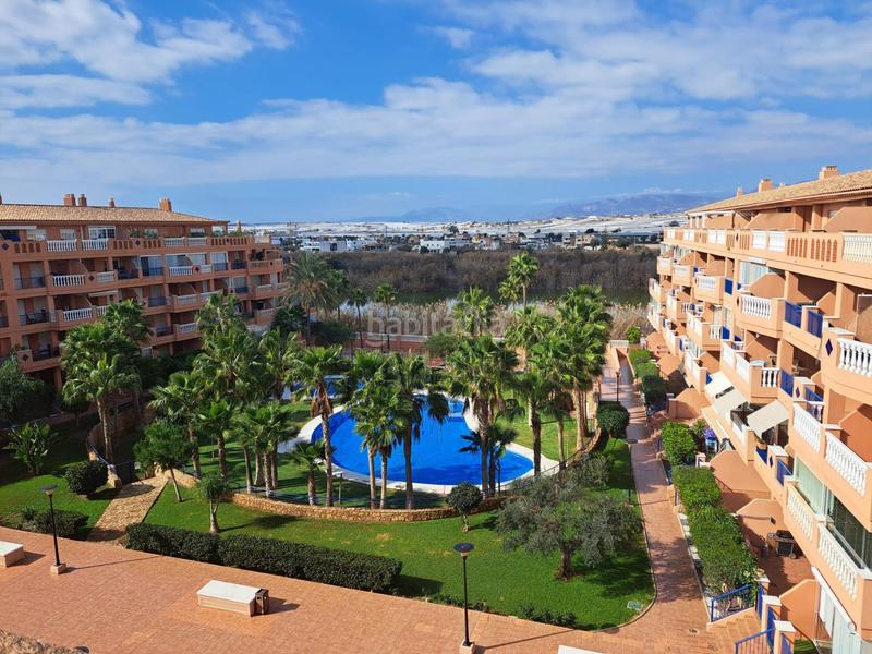 Foto 846aa039-8cda-4f5a-a233-e4e7bb2d5988. Rent penthouse with parking pool in Almerimar Ejido (El)