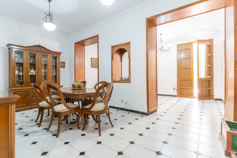 Foto 79deb678-b974-4962-a7b0-5095bc3571f7. Casa amb aparcament a Berja