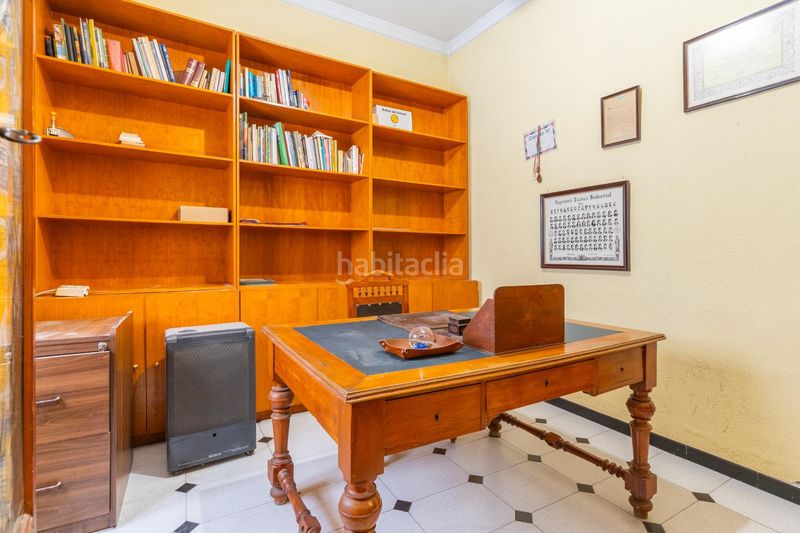 Foto adc92cb4-2c97-4381-837c-98b7f36f8ffb. Casa amb aparcament a Berja