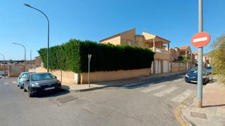Maison à Huércal de Almería. Duplex en venta en huercal de almeria subasta hasta el 04082025.