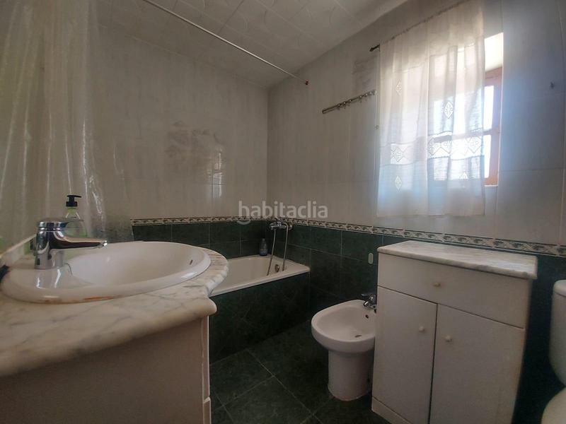 Foto 07047859-1646-4f42-a429-9ac13d27988e. Piso  de 4 dormitorios en el centro en Berja
