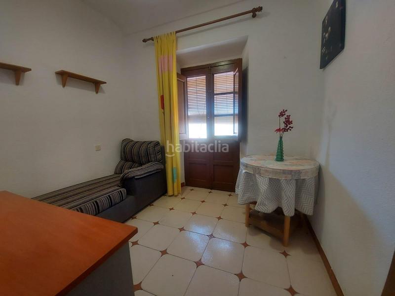 Foto 4a28cad3-71ae-400d-b6b6-68c5bb547acb. Piso  de 4 dormitorios en el centro en Berja