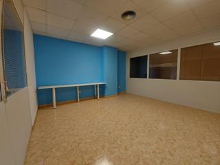 Rent Office space in Ejido centro. Oficina en alquiler en el centro de el ejido