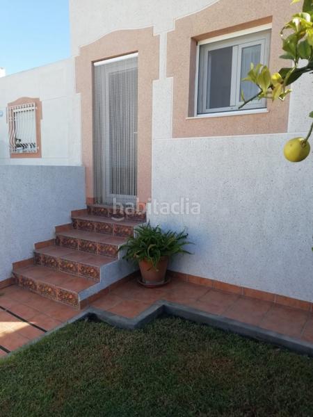 Foto 75abb7dd-62c1-4c18-89f5-88efacb0b14b. Chalet magnifico chalet en zona de almerigolf en Almerimar Ejido (El)