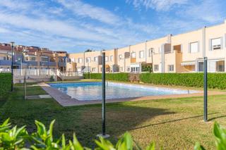 Penthouse in Almerimar. Ático en venta de 3 dormitorios en residencial atalaya