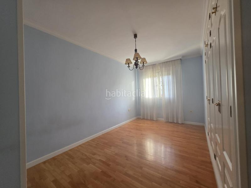 Foto 92f952fc-5ffb-4dd1-962e-46a4ab9fb282. Pis amb calefacció a Pabellón - Estación - El Corte Inglés Ejido (El)