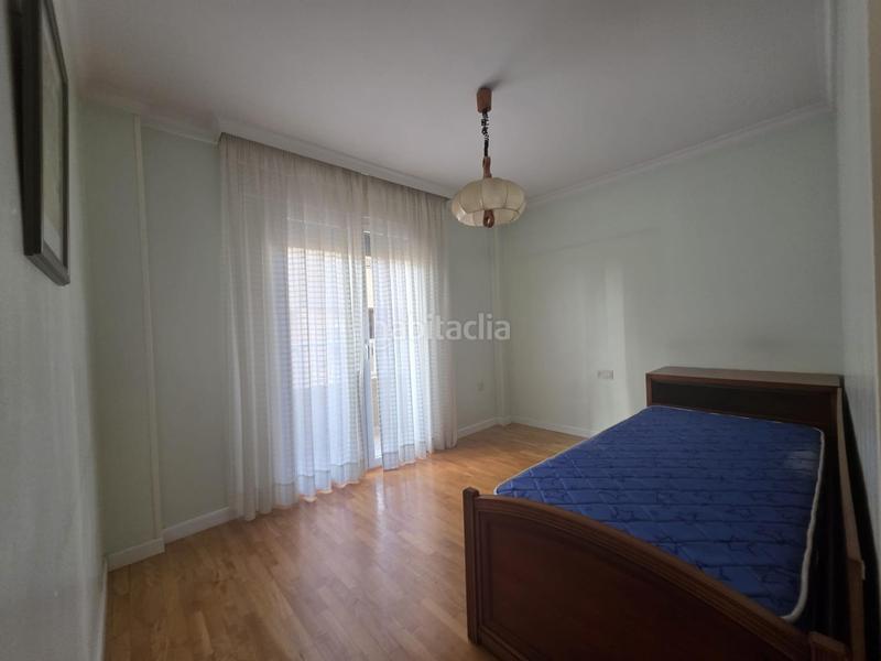 Foto c30ddcd7-bee2-420e-9428-68c30b311d54. Pis amb calefacció a Pabellón - Estación - El Corte Inglés Ejido (El)