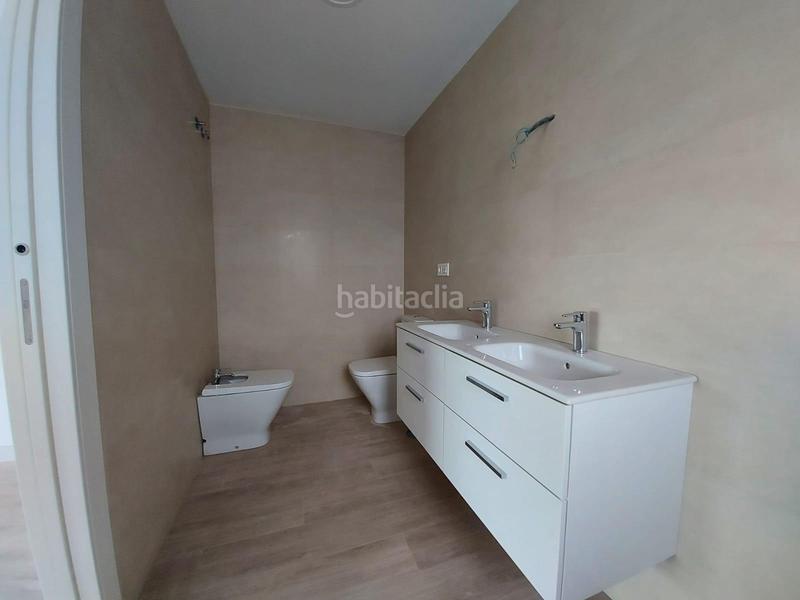 Foto 30dd4fe1-fe78-4cfb-a48f-b8d73b23f712. Casa con piscina in Almerimar Ejido (El)