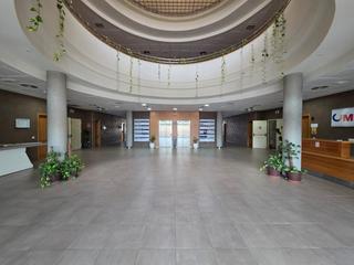 Miete Büro in Santo Domingo. Alquiler de oficina en el ejido cim