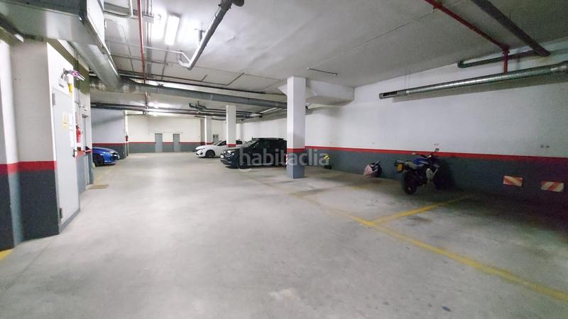 Foto 988f7580-b78c-43bb-8e61-e8e0712b96a2. Lloguer aparcament cotxe a Plaza de la Luz Ejido (El)