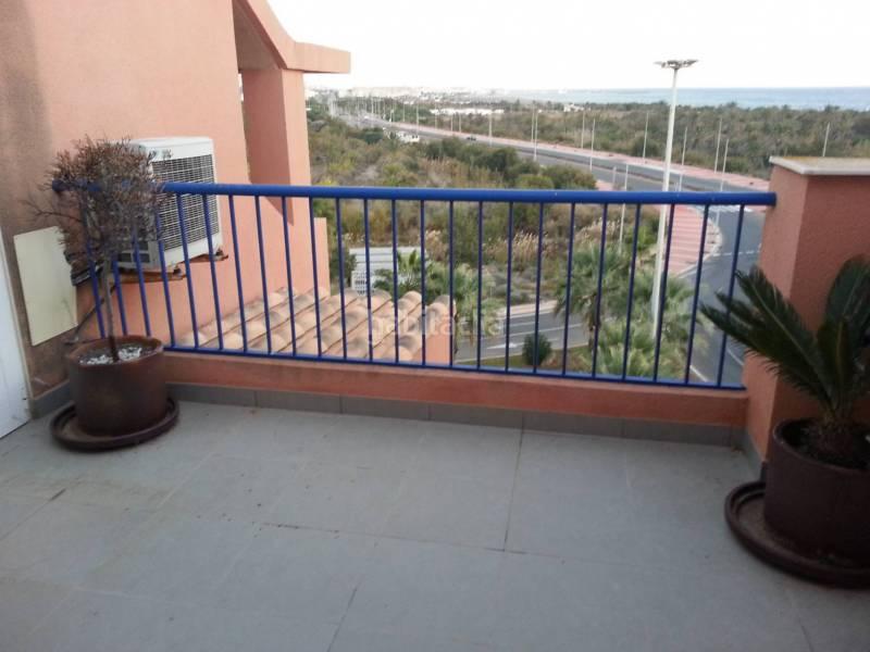 Foto 33c34a29-e8a6-491b-a5f8-add106cec490. Dachwohnung mit parking pool in Almerimar Ejido (El)