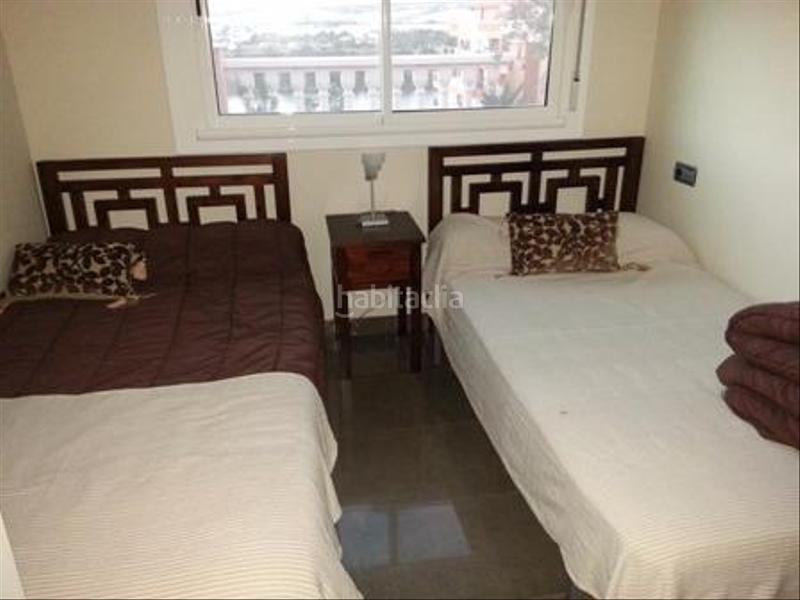 Foto e7aad15b-f26e-45bc-bbae-6a7403f6e60e. Dachwohnung mit parking pool in Almerimar Ejido (El)