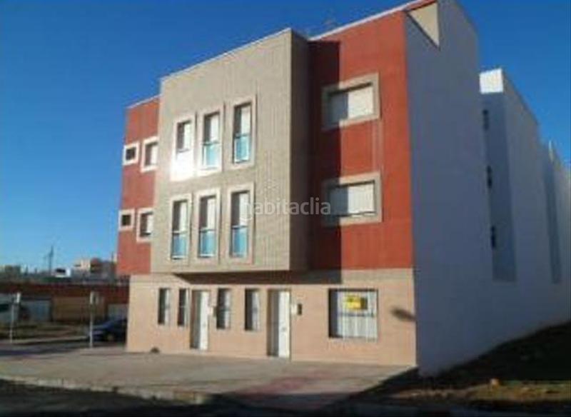 Foto 2d182968-231f-45dd-b599-291fd5efbdeb. Flat with parking in Santa María del Águila Ejido (El)