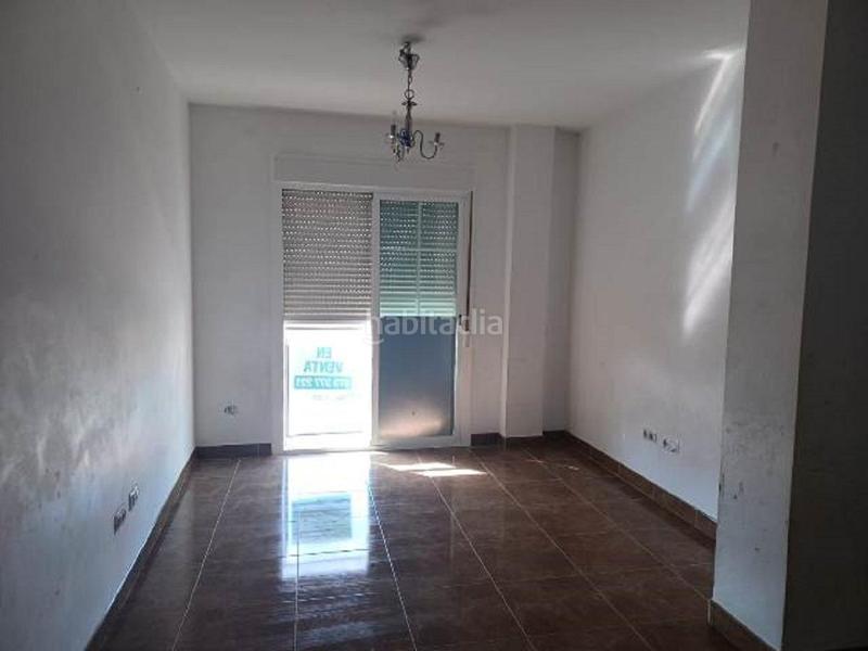 Foto 4ad3ddcf-ba87-4fd8-85e3-83ba8186fc2d. Flat with parking in Santa María del Águila Ejido (El)