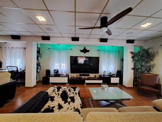 Maison à Ejido Sur. Casa en venta con 2 locales en el ejido