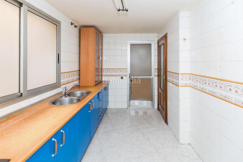 Foto 69154f98-a4a7-4f05-81c2-45790fc60ccf. Duplex avec parking dans Santa María del Águila Ejido (El)