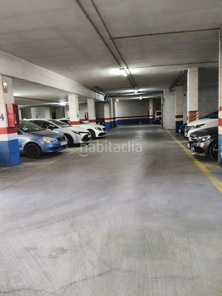 Foto ccd2f35d-012f-4b68-8773-413b0eec6921. Lloguer aparcament cotxe a Pabellón - Estación - El Corte Inglés Ejido (El)