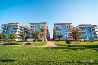 Rent Business premise in Almerimar. Local comercial en alquiler en almerimar