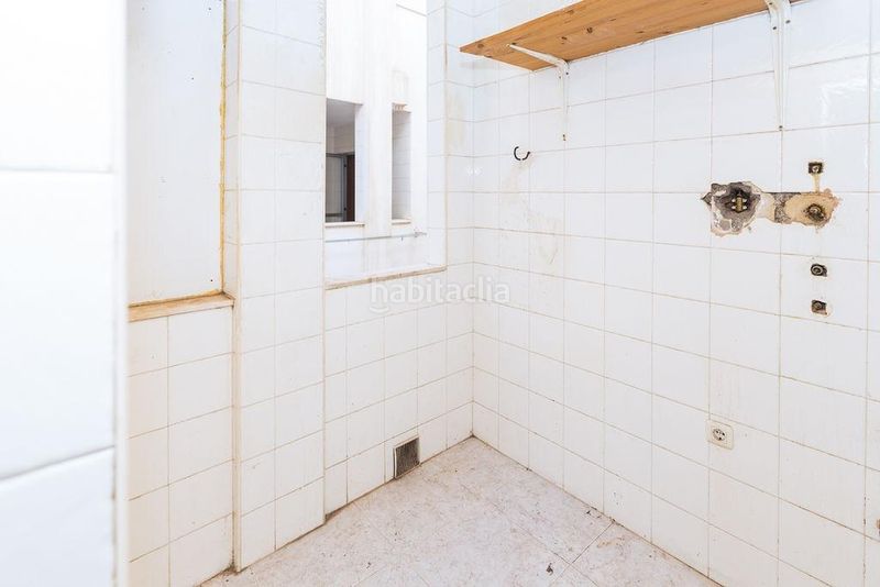 Foto fda29d3d-fcea-477c-8384-1a8b6d13393c. Duplex avec parking dans Santa María del Águila Ejido (El)