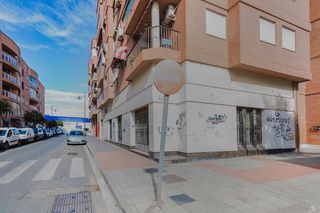 Local Comercial a Nueva Almería - Cortijo Grande - Vega de Acá. Local en venta en almería
