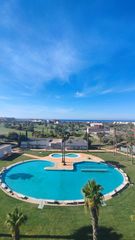 Appartement in Almerimar. Apartamento en venta en residencial palm beach