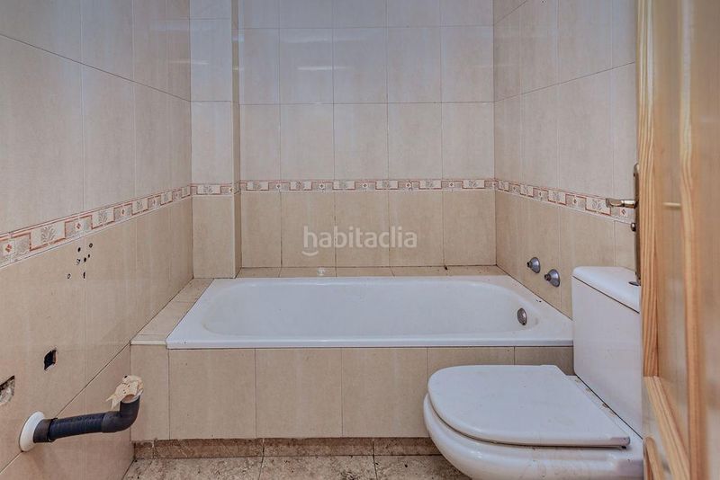 Foto 3f6546a6-91a0-480f-aabd-fd054257b1e5. Pis a La Gangosa Vícar