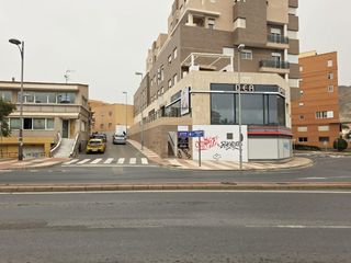 Lloguer Local Comercial a Aguadulce Norte. Local en basto en alquiler en aguadulce