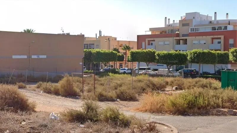 Foto 5da7344d-4f42-465a-aefe-ab59cad1bd32. Terreny residencial a Plaza de la Luz Ejido (El)