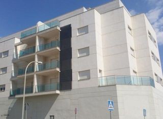 Piso en Pabellón - Estación - El Corte Inglés. Piso de 2 dormitorios y garaje en el ejido
