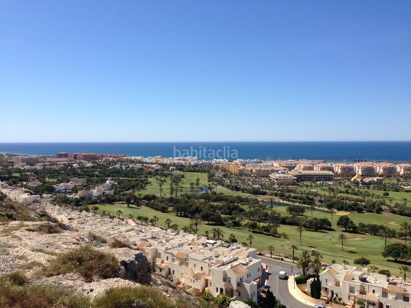 Foto 600bf1ae-d70a-4e92-85a8-3b10b78a9b83. Àtic amb piscina a Almerimar Ejido (El)