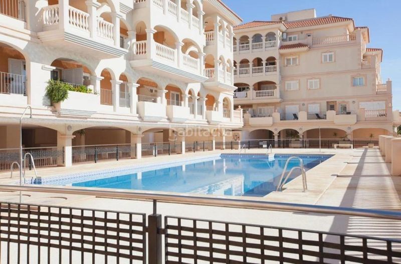 Foto a80ca883-6d6d-40b5-b5fa-e68e86e62afd. Àtic amb piscina a Almerimar Ejido (El)