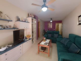 Appartamento in Las Cabañuelas. Piso de 3 dormitorios en las cabañuelas, vicar