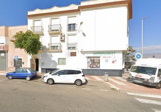 Etagenwohnung in Carretera Mojonera - Cortijos de Marín. Piso ocupado en venta en roquetas de mar