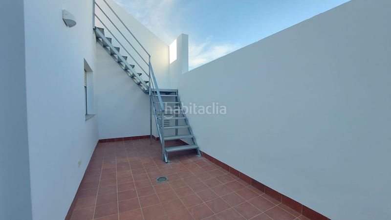 Foto 3bbd5456-6e2f-4e4f-a232-bd5d2c50c054. Casa adossada amb aparcament a Santo Domingo Ejido (El)