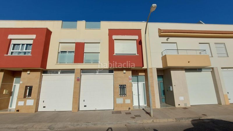 Foto 740ac754-83d4-49e8-8a61-9f9baf6c62b1. Casa adossada amb aparcament a Santo Domingo Ejido (El)