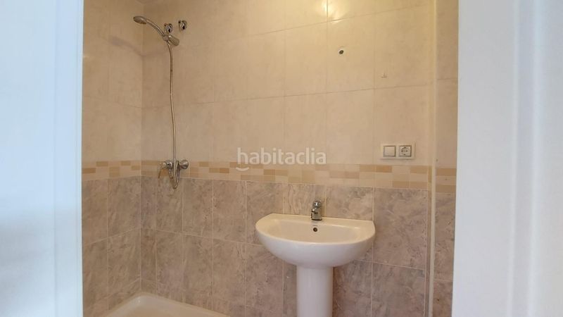 Foto e27867f4-8400-4b37-9392-30de8bcfeb3a. Casa adossada amb aparcament a Santo Domingo Ejido (El)