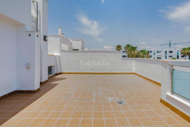 Foto 7b9de33e-8447-4689-b222-d81a9716397b. Casa adossada amb aparcament piscina a Almerimar Ejido (El)
