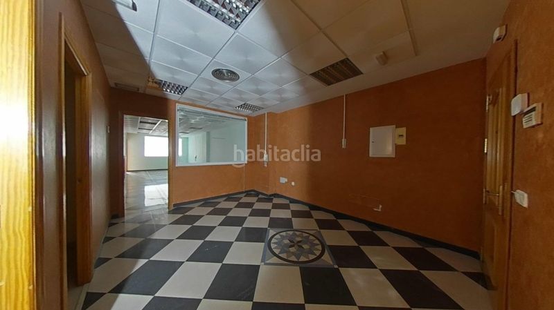Foto 7823c40e-c9d3-4ffa-9a20-611c149e7bef. Oficina  en venta en el parador en El Parador de las Hortichuelas Roquetas de Mar