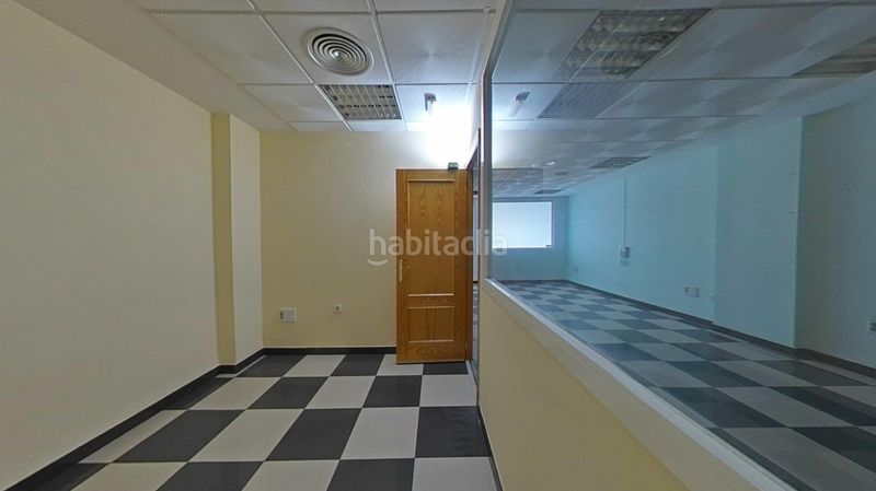 Foto 909725a9-9ebd-4a26-be53-7f04584cf8b5. Oficina  en venta en el parador en El Parador de las Hortichuelas Roquetas de Mar