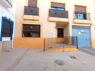 Planta baixa a Dalías. Piso de 4 dormitorios en venta en dalias