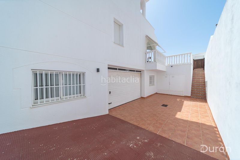 Foto 0ef5f205-a2f5-4bc8-8cb1-aae156ccdf48. Xalet amb aparcament piscina a Almerimar Ejido (El)