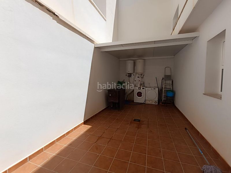 Foto 1ed3b26c-eb74-4839-ab7f-4965306e1e69. Casa amb aparcament a Adra
